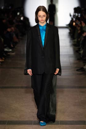 PFW - Julie Kegels Runway A model walks the runway during the Julie Kegels Womenswear Fall Winter 2026-2027 show as part of Paris Fashion Week on March 02, 2026 in Paris, France. Photo by Alain Gil Gonzalez ABACAPRESS.COM Paris France  Copyright: xGonzalezxAlain-Gil ABACAx