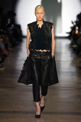 PFW - Julie Kegels Runway A model walks the runway during the Julie Kegels Womenswear Fall Winter 2026-2027 show as part of Paris Fashion Week on March 02, 2026 in Paris, France. Photo by Alain Gil Gonzalez ABACAPRESS.COM Paris France  Copyright: xGonzalezxAlain-Gil ABACAx