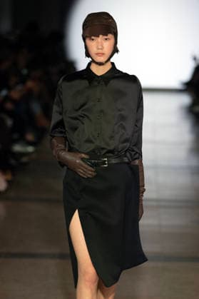 PFW - Julie Kegels Runway A model walks the runway during the Julie Kegels Womenswear Fall Winter 2026-2027 show as part of Paris Fashion Week on March 02, 2026 in Paris, France. Photo by Alain Gil Gonzalez ABACAPRESS.COM Paris France  Copyright: xGonzalezxAlain-Gil ABACAx
