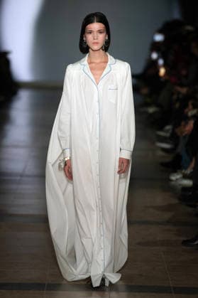 PFW - Julie Kegels Runway A model walks the runway during the Julie Kegels Womenswear Fall Winter 2026-2027 show as part of Paris Fashion Week on March 02, 2026 in Paris, France. Photo by Alain Gil Gonzalez ABACAPRESS.COM Paris France  Copyright: xGonzalezxAlain-Gil ABACAx
