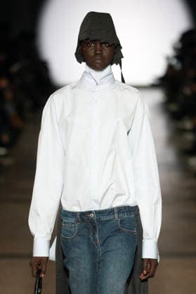 PFW - Julie Kegels Runway A model walks the runway during the Julie Kegels Womenswear Fall Winter 2026-2027 show as part of Paris Fashion Week on March 02, 2026 in Paris, France. Photo by Alain Gil Gonzalez ABACAPRESS.COM Paris France  Copyright: xGonzalezxAlain-Gil ABACAx