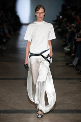 PFW - Julie Kegels Runway A model walks the runway during the Julie Kegels Womenswear Fall Winter 2026-2027 show as part of Paris Fashion Week on March 02, 2026 in Paris, France. Photo by Alain Gil Gonzalez ABACAPRESS.COM Paris France  Copyright: xGonzalezxAlain-Gil ABACAx