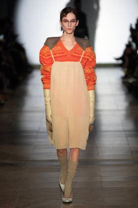 PFW - Julie Kegels Runway A model walks the runway during the Julie Kegels Womenswear Fall Winter 2026-2027 show as part of Paris Fashion Week on March 02, 2026 in Paris, France. Photo by Alain Gil Gonzalez ABACAPRESS.COM Paris France  Copyright: xGonzalezxAlain-Gil ABACAx