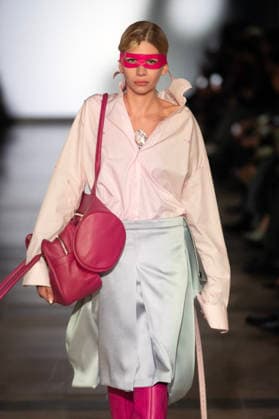 PFW - Julie Kegels Runway A model walks the runway during the Julie Kegels Womenswear Fall Winter 2026-2027 show as part of Paris Fashion Week on March 02, 2026 in Paris, France. Photo by Alain Gil Gonzalez ABACAPRESS.COM Paris France  Copyright: xGonzalezxAlain-Gil ABACAx