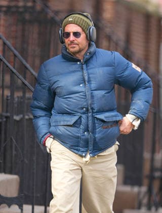 No Credit BI Bradley Cooper in New York on March 2, 2026 No Credit BI 3 2 26 Bradley Cooper is seen on March 2, 2026 in Manhattan, New York City NYC New York Etats Unis  Copyright: xNOxCREDITxNOxCREDITx