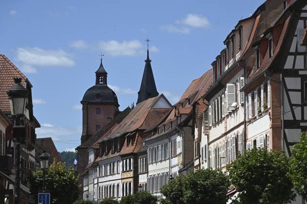 Altstadt von Wissembourg im Elsass Old town of Wissembourg in Alsace Copyright: imageBROKER VolkerxRauch ibxiqx16435778.jpg