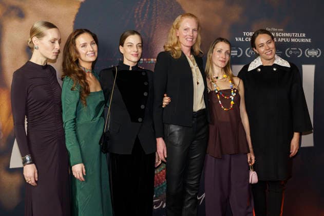 Marlies Pia Pfeifhofer, Sophie Alexandra Princess of Bavaria, Cleo von Adelsheim, Elisabeth Duchess in Bavaria Terberger, Ekaterina Princess of Hanover and Princess Nina Nastassja Jade of Greece and Denmark at the premiere of the feature film Nawi Dear Future Me in the Astor Film Lounge at Arri Munich, 02 03 2026 Foto:xN.xKolinzx xFuturexImagex nawi_6379