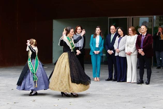 The Queen presides over the event on the occasion of the World Day for Rare Diseases in Castellón Las Reinas Falleras 2026 de Castellón, Ana Olivas i and Clara Sanz 2i dance during the arrival of Queen Letizia 4i to the event on the occasion of the World Day for Rare Diseases, at the Palacio de Congresos de Castellón, on March 3, 2026, in Castellón de la Plana, Valencian Community Spain Organized by the Spanish Federation of Rare Diseases FEDER, the event is part of the campaign Because every person matters, an initiative that seeks to ensure equity in access to social and health resources 03 MARCH 2026 QUEEN LETIZIA RARE DISEASES CASTELLÓN DE LA PLANA Carme Ripollé Castellon de la Plana Community Castellon de la Plana Community Castellon  Copyright: xCarmexRipollÃ sx 7333849