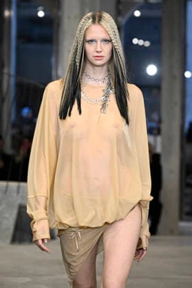 Défilé Winsanto Collection Prêt à Porter Automne Hiver 2026 2027 lors de la Fashion Week de Paris, le 3 mars 2026 Weinsanto Fashion Show Ready to Wear Fall Winter 2026 2027 Collection, during Paris Fashion Week, on March 3rd, 2026 Paris France  Copyright: xAgencex xBestimagexAgencex xBestimagex