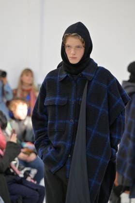 PFW - Demoo Runway A model walks the runway during the Démoo Womenswear Fall Winter 2026-2027 show as part of Paris Fashion Week on March 03, 2026 in Paris, France. Photo by Jana Call me J ABACAPRESS.COM Paris Ile de France France  Copyright: xJanaxCallxmexJ ABACAx