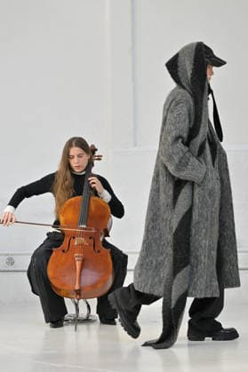 PFW - Demoo Runway A model walks the runway during the Démoo Womenswear Fall Winter 2026-2027 show as part of Paris Fashion Week on March 03, 2026 in Paris, France. Photo by Jana Call me J ABACAPRESS.COM Paris Ile de France France  Copyright: xJanaxCallxmexJ ABACAx