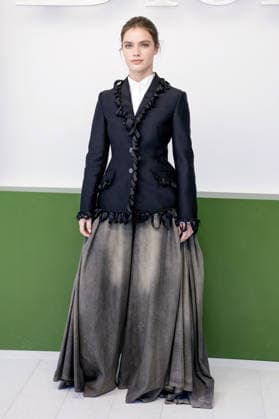 Florence Hunt at the photocall of Christian Dior Women Ready to Wear Fall Winter 2026 2027 Collection fashion show, during Paris Fashion Week PFW at Jardin des Tuileries, in Paris, France, on March 3rd, 2026 Olivier Borde Bestimage Photocall of Christian Dior Women Ready to Wear Fall Winter 2026 2027 Collection fashion show, during Paris Fashion Week at Jardin des Tuileries, in Paris, France, on March 3rd, 2026 Copyright: xOLIVIERxBORDEx xBESTIMAGExOLIVIERxBORDEx xBESTIMAGEx
