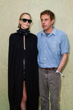 Fashion designer Jonathan Anderson with Charlize Theron at the greeting of Christian Dior Collection Femme Prêt à Porter Automne Hiver 2026 2027 fashion show during Paris Fashion Week PFW at Jardin des Tuileries, in Paris, France, on March 3rd, 2026 Olivier Borde Bestimage Greeting of Christian Dior Women Ready to Wear Fall Winter 2026 2027 Collection fashion show, during Paris Fashion Week at Jardin des Tuileries, in Paris, France, on March 3rd, 2026 Paris France  Copyright: xOLIVIERxBORDEx xBESTIMAGExOLIVIERxBORDEx xBESTIMAGEx