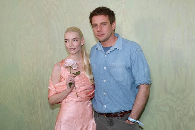 Anya Taylor Joy and Jonathan Anderson pose backstage following the Dior Womenswear Fall Winter 2026 2027 show, Photocall, as part of Paris Fashion Week on March 03, 2026 in Paris, France Bertrand Rindoff Bestimage Celebs attend the Dior Womenswear Fall Winter 2026 2027 show as part of Paris Fashion Week on March 03, 2026 in Paris, France Paris France  Copyright: xBERTRANDxRINDOFFxPETROFFx xBESTIMAGExBERTRANDxRINDOFFxPETROFFx xBESTIMAGEx