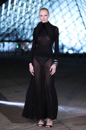 PFW Le Grand Diner du Louvre Arrivals Photocall Alex Consani attending the Le Grand Diner du Louvre Arrivals Photocall at the Musee du Louvre as part of Paris Fashion Week on March 03, 2026 in Paris, France. Photo by Jerome Dominé ABACAPRESS.COM Paris France  Copyright: xDominexJerome ABACAx