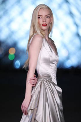 PFW Le Grand Diner du Louvre Arrivals Photocall Anya Taylor Joy attending the Le Grand Diner du Louvre Arrivals Photocall at the Musee du Louvre as part of Paris Fashion Week on March 03, 2026 in Paris, France. Photo by Jerome Dominé ABACAPRESS.COM Paris France  Copyright: xDominexJerome ABACAx