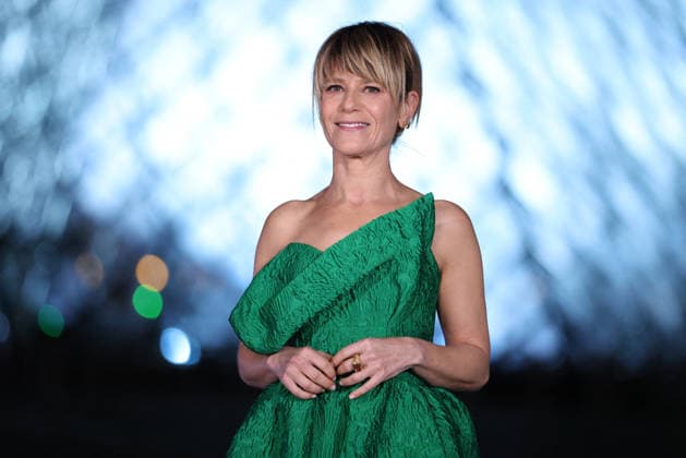 PFW Le Grand Diner du Louvre Arrivals Photocall Marina Fois attending the Le Grand Diner du Louvre Arrivals Photocall at the Musee du Louvre as part of Paris Fashion Week on March 03, 2026 in Paris, France. Photo by Jerome Dominé ABACAPRESS.COM Paris France  Copyright: xDominexJerome ABACAx