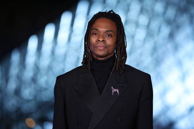 PFW Le Grand Diner du Louvre Arrivals Photocall Enzo Lefort attending the Le Grand Diner du Louvre Arrivals Photocall at the Musee du Louvre as part of Paris Fashion Week on March 03, 2026 in Paris, France. Photo by Jerome Dominé ABACAPRESS.COM Paris France  Copyright: xDominexJerome ABACAx