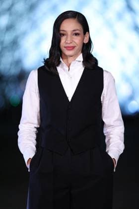 PFW Le Grand Diner du Louvre Arrivals Photocall Nadia Melliti attending the Le Grand Diner du Louvre Arrivals Photocall at the Musee du Louvre as part of Paris Fashion Week on March 03, 2026 in Paris, France. Photo by Jerome Dominé ABACAPRESS.COM Paris France  Copyright: xDominexJerome ABACAx