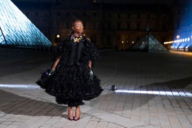 Theodora - Le Grand Diner du Louvre, à Paris France, le 3 mars 2026 Olivier Borde Bestimage Photocall of Le Grand Diner du Louvre , France, March 3rd , 2026 Olivier Borde Paris France  Copyright: xOLIVIERxBORDEx xBESTIMAGExOLIVIERxBORDEx xBESTIMAGEx