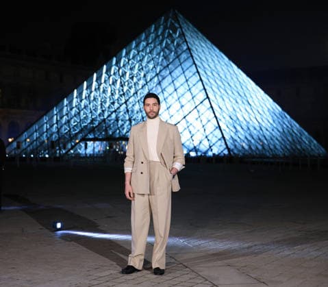 PFW Le Grand Diner du Louvre Arrivals Photocall Tahar Rahim attending the Le Grand Diner du Louvre Arrivals Photocall at the Musee du Louvre as part of Paris Fashion Week on March 03, 2026 in Paris, France. Photo by Jerome Dominé ABACAPRESS.COM Paris France  Copyright: xDominexJerome ABACAx
