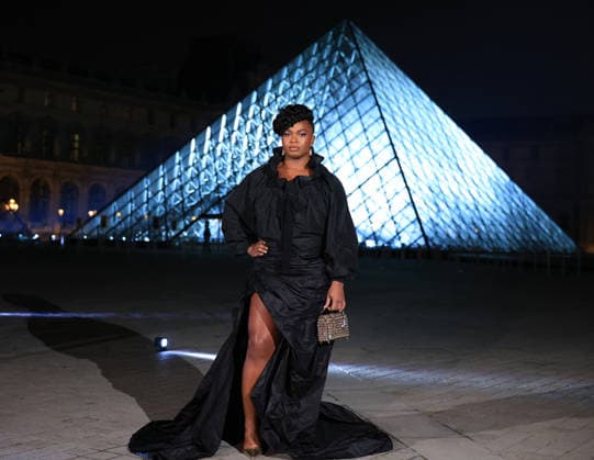 PFW Le Grand Diner du Louvre Arrivals Photocall Romane Dicko attending the Le Grand Diner du Louvre Arrivals Photocall at the Musee du Louvre as part of Paris Fashion Week on March 03, 2026 in Paris, France. Photo by Jerome Dominé ABACAPRESS.COM Paris France  Copyright: xDominexJerome ABACAx
