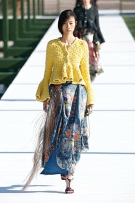 (260304) -- PARIS, March 4, 2026 -- A model presents a creation from the ready-to-wear Fall Winter 2026-2027 collections by Christian Dior during the Paris Fashion Week, in Paris, France, on March 3, 2026. (MeetEurope Handout via Xinhua) FRANCE-PARIS-FASHION WEEK-CHRISTIAN DIOR WuxHuiwo 