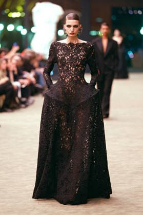 (260304) -- PARIS, March 4, 2026 -- A model presents a creation from the ready-to-wear Fall Winter 2026-2027 collections by Saint Laurent during the Paris Fashion Week in Paris, France, on March 3, 2026. (MeetEurope Handout via Xinhua) FRANCE-PARIS-FASHION WEEK-SAINT LAURENT WuxHuiwo 