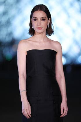 PFW Le Grand Diner du Louvre Arrivals Photocall Manon Clavel attending the Le Grand Diner du Louvre Arrivals Photocall at the Musee du Louvre as part of Paris Fashion Week on March 03, 2026 in Paris, France. Photo by Jerome Dominé ABACAPRESS.COM Paris France  Copyright: xDominexJerome ABACAx