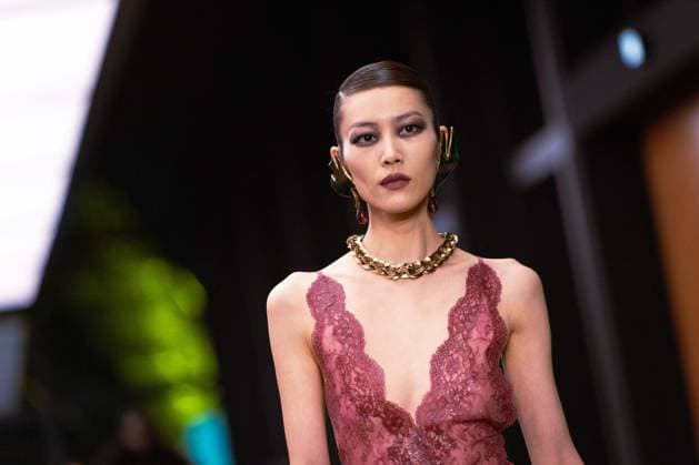 PFW - Saint Laurent Runway Chinese model Liu Wen presents a creation for Saint Laurent for the Women s Ready to Wear Fall Winter 2026-2027 collection fashion show as part of the Paris Women Fashion Week (PFW), in Paris, on March 3, 2026. Photo by Alexis Jumeau ABACAPRESS.COM Paris France  Copyright: xJumeauxAlexis ABACAx
