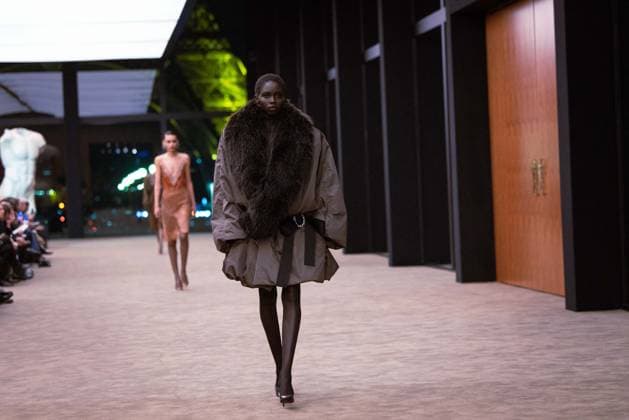 PFW - Saint Laurent Runway Kenyan model Nyanderi Deng presents a creation for Saint Laurent for the Women s Ready to Wear Fall Winter 2026-2027 collection fashion show as part of the Paris Women Fashion Week, in Paris, on March 3, 2026. Photo by Alexis Jumeau ABACAPRESS.COM Paris France  Copyright: xJumeauxAlexis ABACAx