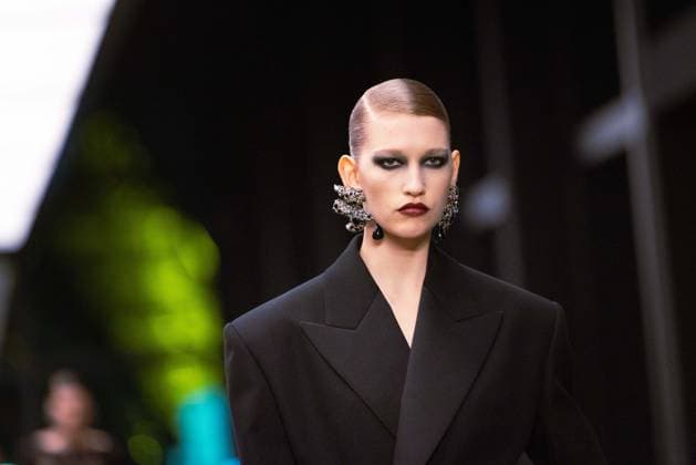 PFW - Saint Laurent Runway A model presents a creation for Saint Laurent for the Women s Ready to Wear Fall Winter 2026-2027 collection fashion show as part of the Paris Women Fashion Week (PFW), in Paris, on March 3, 2026. Photo by Alexis Jumeau ABACAPRESS.COM Paris France  Copyright: xJumeauxAlexis ABACAx