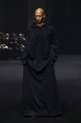 PFW - Matieres Fecales Runway A model walks the runway during the Matieres Fecales Womenswear Fall Winter 2026-2027 show as part of Paris Fashion Week on March 03, 2026 in Paris, France. Photo by Alain Gil Gonzalez ABACAPRESS.COM Paris France  Copyright: xGonzalezxAlain-Gil ABACAx