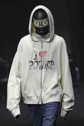 PFW - Matieres Fecales Runway A model walks the runway during the Matieres Fecales Womenswear Fall Winter 2026-2027 show as part of Paris Fashion Week on March 03, 2026 in Paris, France. Photo by Alain Gil Gonzalez ABACAPRESS.COM Paris France  Copyright: xGonzalezxAlain-Gil ABACAx