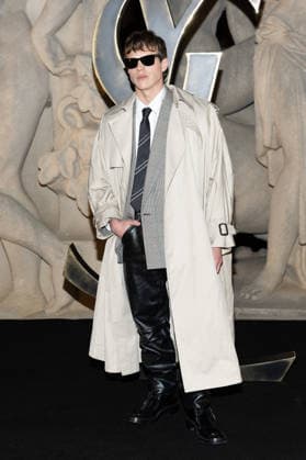 Finn Bennett Photocall of Saint Laurent Collection Femme Prêt à Porter Automne Hiver 2026 2027 fashion show during Paris Fashion Week on march 3rd 2026 Cyril Moreau Bestimage Photocall of Saint Laurent Women Ready to Wear Fall Winter 2026 2027 Collection fashion show, during Paris Fashion Week on march 3rd 2026 Paris France  Copyright: xCyrilxMoreaux xBestimagexCyrilxMoreaux xBestimagex