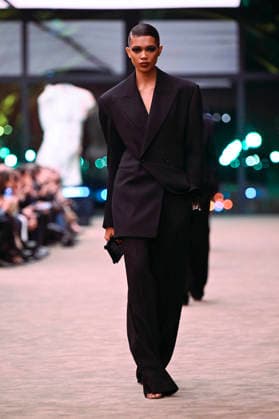 Saint Laurent fashion show Womens Ready to Wear Fall Winter 2026 2027 Collection during Paris Fashion Week PFW on March 3, 2026 Saint Laurent fashion show Womens Ready to Wear Fall Winter 2026 2027 Collection during Paris Fashion Week PFW on March 3, 2026 Paris France  Copyright: xAgencex xBestimagexAgencex xBestimagex