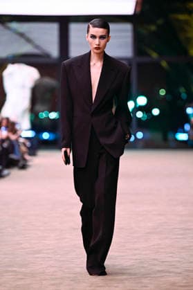 Saint Laurent fashion show Womens Ready to Wear Fall Winter 2026 2027 Collection during Paris Fashion Week PFW on March 3, 2026 Saint Laurent fashion show Womens Ready to Wear Fall Winter 2026 2027 Collection during Paris Fashion Week PFW on March 3, 2026 Paris France  Copyright: xAgencex xBestimagexAgencex xBestimagex