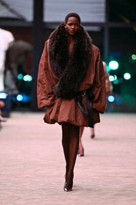 Saint Laurent fashion show Womens Ready to Wear Fall Winter 2026 2027 Collection during Paris Fashion Week PFW on March 3, 2026 Saint Laurent fashion show Womens Ready to Wear Fall Winter 2026 2027 Collection during Paris Fashion Week PFW on March 3, 2026 Paris France  Copyright: xAgencex xBestimagexAgencex xBestimagex