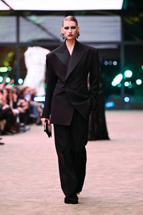 Saint Laurent fashion show Womens Ready to Wear Fall Winter 2026 2027 Collection during Paris Fashion Week PFW on March 3, 2026 Saint Laurent fashion show Womens Ready to Wear Fall Winter 2026 2027 Collection during Paris Fashion Week PFW on March 3, 2026 Paris France  Copyright: xAgencex xBestimagexAgencex xBestimagex