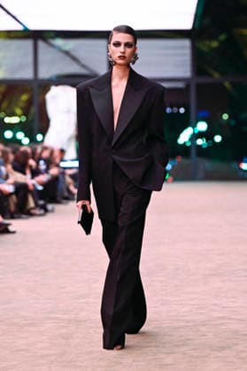 Saint Laurent fashion show Womens Ready to Wear Fall Winter 2026 2027 Collection during Paris Fashion Week PFW on March 3, 2026 Saint Laurent fashion show Womens Ready to Wear Fall Winter 2026 2027 Collection during Paris Fashion Week PFW on March 3, 2026 Paris France  Copyright: xAgencex xBestimagexAgencex xBestimagex