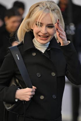 PFW Courreges Outside Arrivals Kim Petras arriving at Courreges show during Fashion Week in Paris, France on March 4, 2026. Photo by Julien Reynaud APS-Medias ABACAPRESS.COM Paris France  Copyright: xReynaudxJulien APS-Medias ABACAx