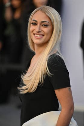 PFW Courreges Outside Arrivals Influencer arriving at Courreges show during Fashion Week in Paris, France on March 4, 2026. Photo by Julien Reynaud APS-Medias ABACAPRESS.COM Paris France  Copyright: xReynaudxJulien APS-Medias ABACAx