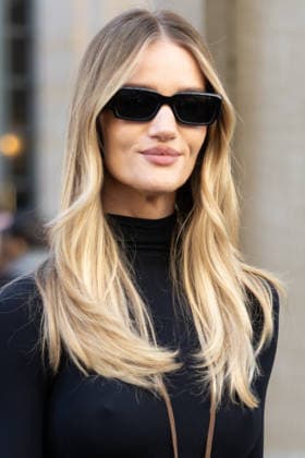 Rosie Huntington Whiteley leaving The Row Womens Ready to Wear Fall Winter 2026 2027 show during Paris Fashion Week PFW at The Row headquarters, 19 rue des Capucines, Paris, France, on March 4, 2026 Julien Sarkissian Bestimage Rosie Huntington Whiteley leaving The Row Womens Ready to Wear Fall Winter 2026 2027 show during Paris Fashion Week PFW at The Row headquarters, 19 rue des Capucines, Paris, France, on March 4, 2026 Paris France Copyright: xJulienxSarkissianx xBestimagexJulienxSarkissianx xBestimagex