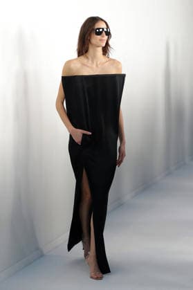 PFW - Courreges - Backstage - Womenswear A model poses backstage prior to the Courrèges Womenswear Fall Winter 2026-2027 show as part of Paris Fashion Week on March 04, 2026 in Paris, France. Photo by Gonzalez Alain-Gil ABACAPRESS.COM Paris Ile-de-France France  Copyright: xGonzalezxAlain-Gil ABACAx