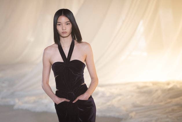 PFW - Balmain Runway A model walks the runway during the Balmain Womenswear Fall Winter 2026-2027 show as part of Paris Fashion Week on March 04, 2026 in Paris, France. Photo by Alexis Jumeau ABACAPRESS.COM Paris France  Copyright: xJumeauxAlexis ABACAx