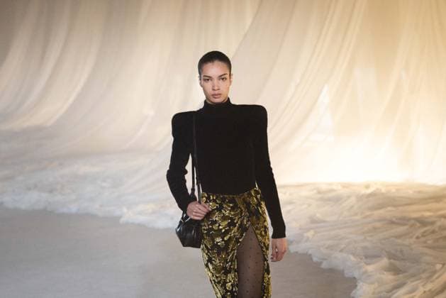 PFW - Balmain Runway A model walks the runway during the Balmain Womenswear Fall Winter 2026-2027 show as part of Paris Fashion Week on March 04, 2026 in Paris, France. Photo by Alexis Jumeau ABACAPRESS.COM Paris France  Copyright: xJumeauxAlexis ABACAx