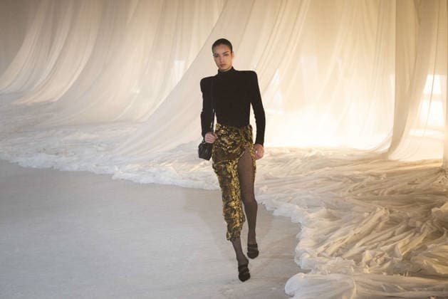 PFW - Balmain Runway A model walks the runway during the Balmain Womenswear Fall Winter 2026-2027 show as part of Paris Fashion Week on March 04, 2026 in Paris, France. Photo by Alexis Jumeau ABACAPRESS.COM Paris France  Copyright: xJumeauxAlexis ABACAx