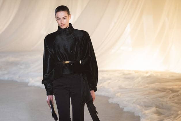 PFW - Balmain Runway A model walks the runway during the Balmain Womenswear Fall Winter 2026-2027 show as part of Paris Fashion Week on March 04, 2026 in Paris, France. Photo by Alexis Jumeau ABACAPRESS.COM Paris France  Copyright: xJumeauxAlexis ABACAx