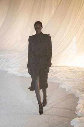 PFW - Balmain Runway A model walks the runway during the Balmain Womenswear Fall Winter 2026-2027 show as part of Paris Fashion Week on March 04, 2026 in Paris, France. Photo by Alexis Jumeau ABACAPRESS.COM Paris France  Copyright: xJumeauxAlexis ABACAx