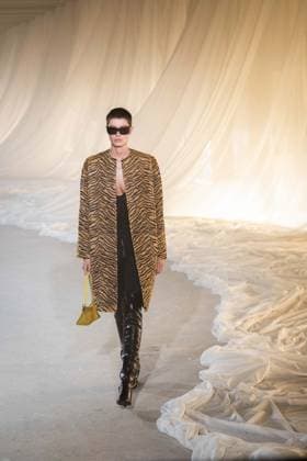 PFW - Balmain Runway A model walks the runway during the Balmain Womenswear Fall Winter 2026-2027 show as part of Paris Fashion Week on March 04, 2026 in Paris, France. Photo by Alexis Jumeau ABACAPRESS.COM Paris France  Copyright: xJumeauxAlexis ABACAx